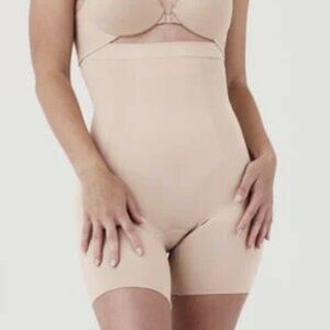 Spanx OnCore Sculpting High-Waisted Mid-Thigh Short Shapewear Soft Nude Size XL
